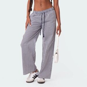 Edikted Seaside Striped Pants NWT Navy and White size Medium